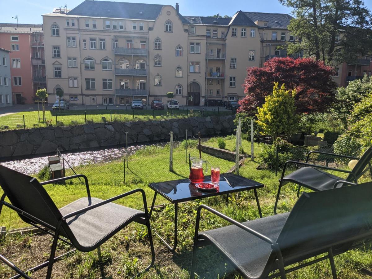 Апартаменты Urlaubstraum Mit Pool, Terrasse & Fluss Im Garten - Ut Зебниц Экстерьер фото