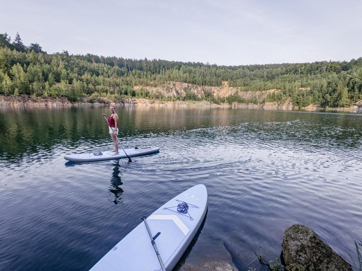 Апартаменты Urlaubstraum Mit Pool, Terrasse & Fluss Im Garten - Ut Зебниц Экстерьер фото