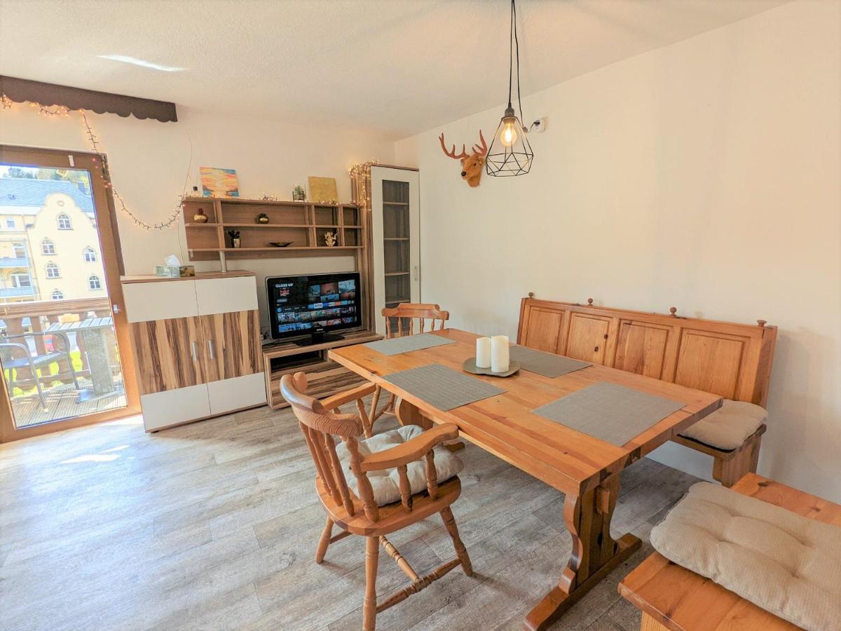 Апартаменты Urlaubstraum Mit Pool, Terrasse & Fluss Im Garten - Ut Зебниц Экстерьер фото